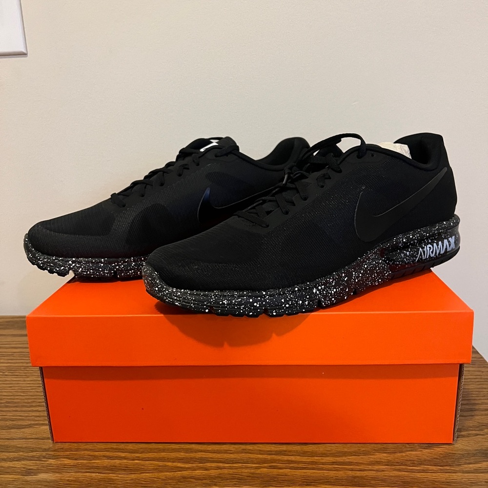 NEW Nike Air Max Sequent PRM Running Shoes 839731-001 Size: Men’s 12